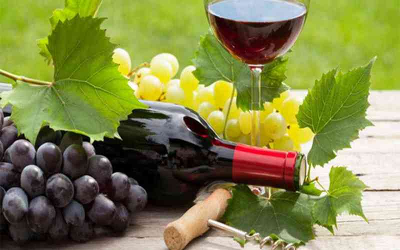 Nho làm rượu vang Mỹ ngon