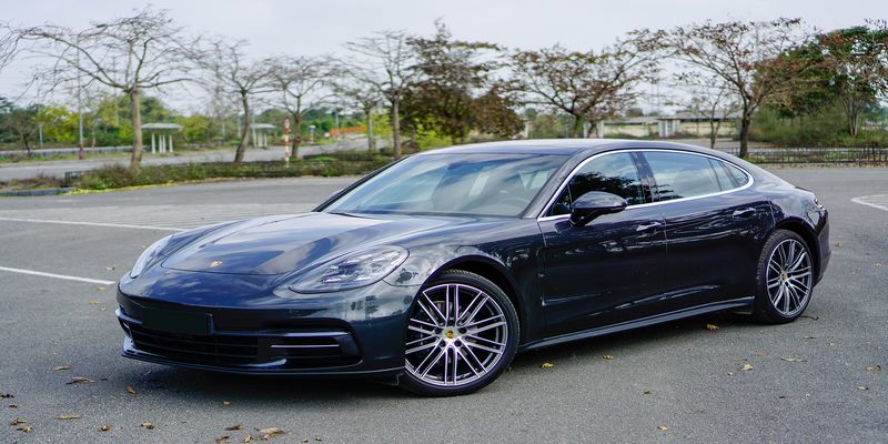 Xe porsche 4 chỗ phù hợp với giá tiền cho những người muốn sưu tầm